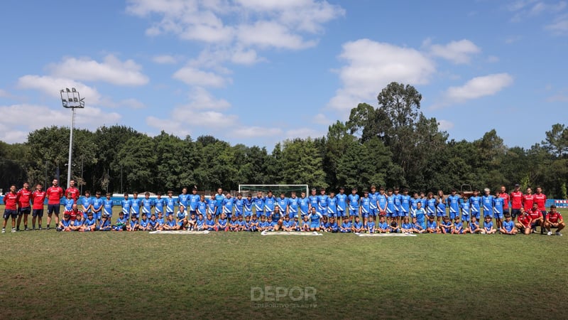 Repartición de diplomas aos 150 nenos e nenas do DéporCampus Cabreiroá en Abegondo e Sada