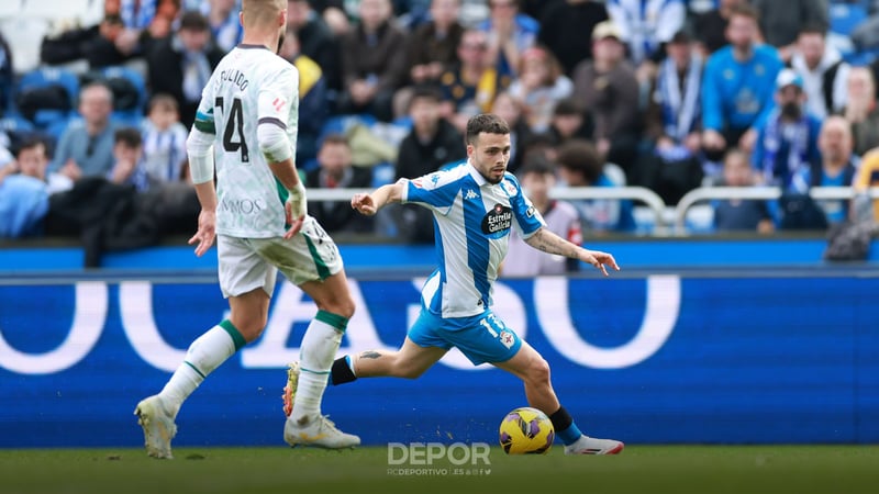 O Dépor suma un punto en "un partido moi difícil de xogar" ante unha SD Huesca "co mellor contraataque da categoría"