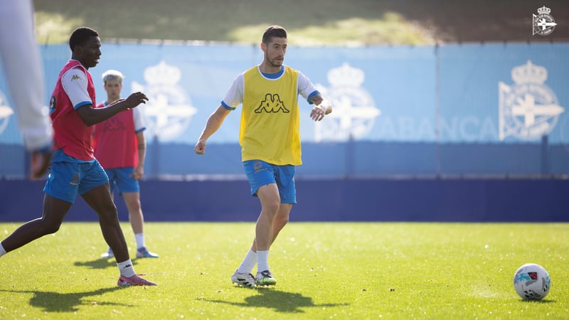 O Dépor, xa "traballando moitísimo" no Dépor Training Center para "seguir nesta liña, que nos vai a ir moi ben"