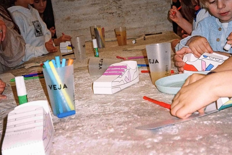 VEJAxTheCampamento-M00-Cover.jpg