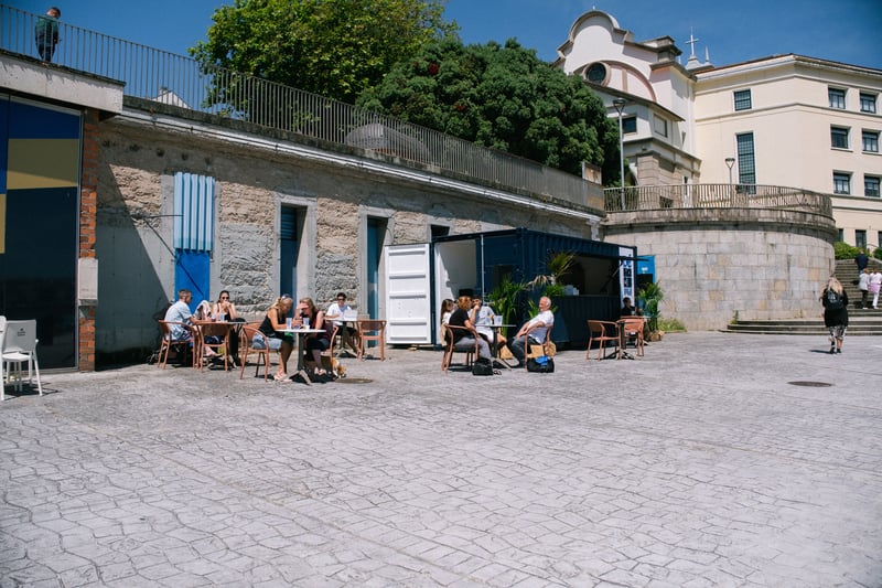 DÉ BEACH CLUB