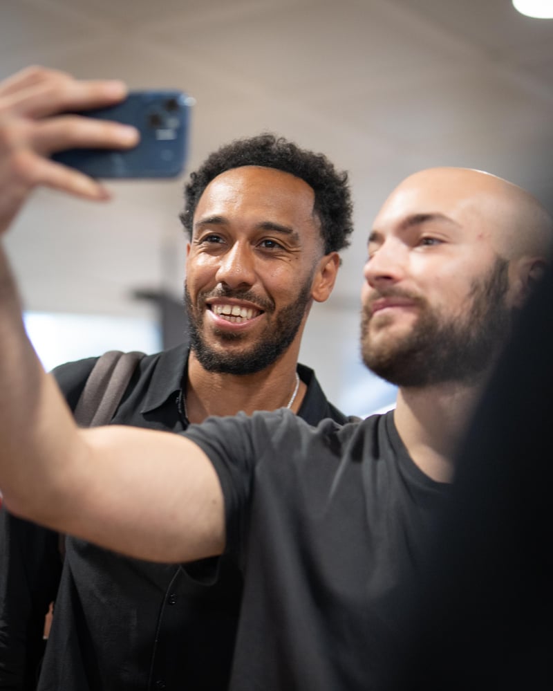 aubameyangselfie.jpg