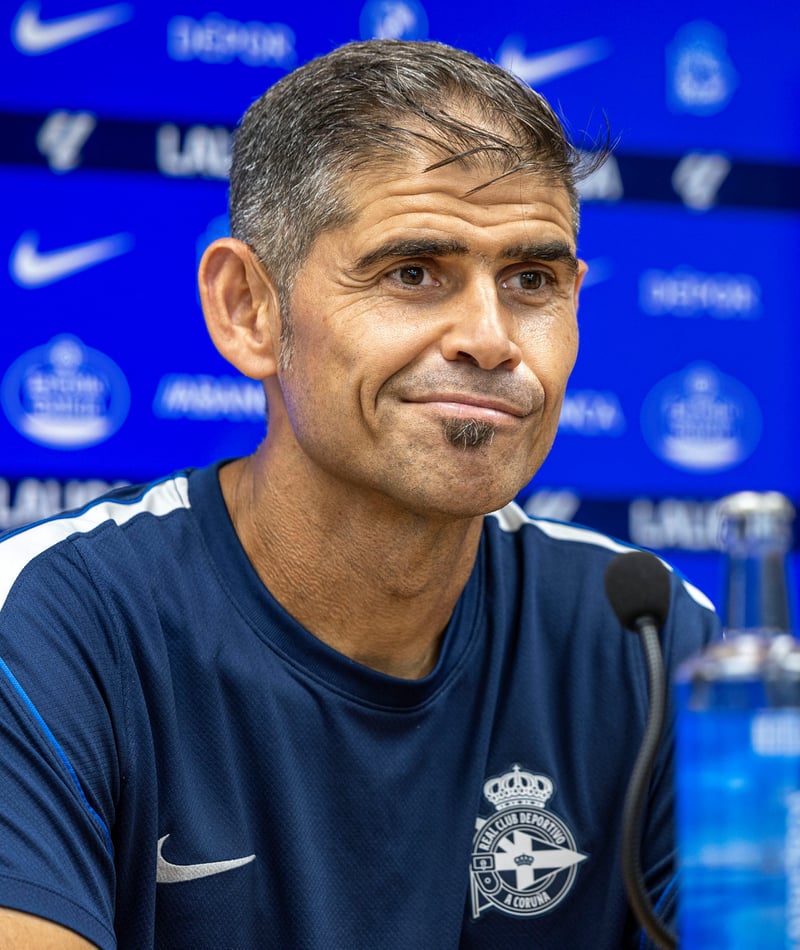 Rueda de prensa de Antonio Hidalgo previa al RC Deportivo - Elche CF