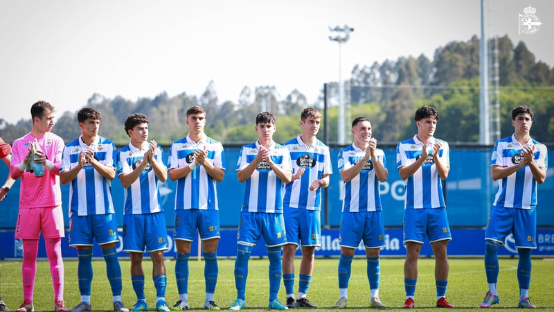 Un Fabril "intentando ser esixente" pecha a temporada este domingo 3 de maio ás 12:00 coa visita a un Real Ávila CF que se xoga o play off de ascenso