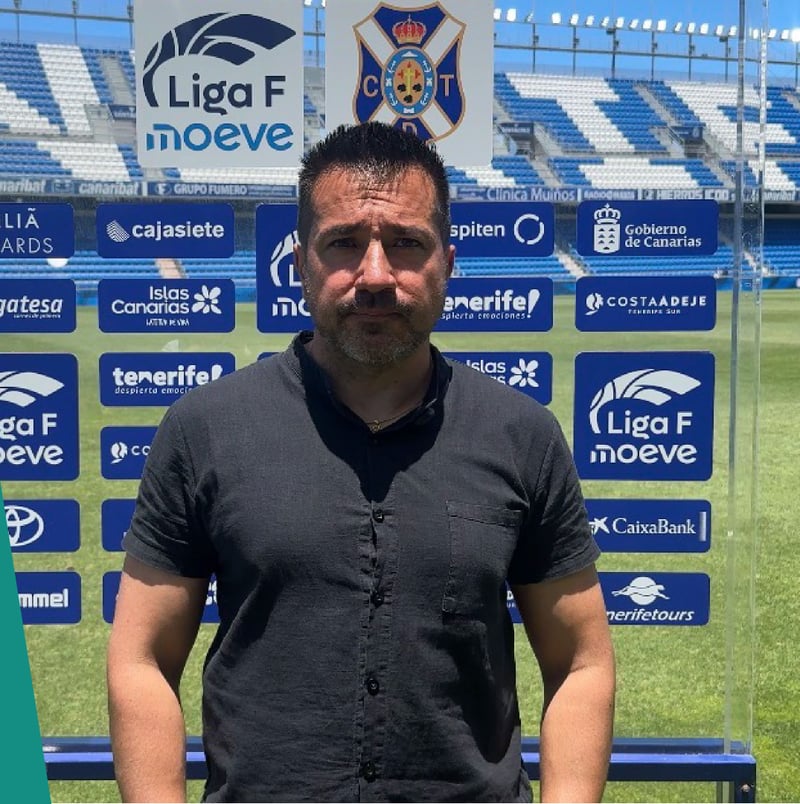 Fran Alonso se muestra en el final de liga "orgulloso de las jugadoras"