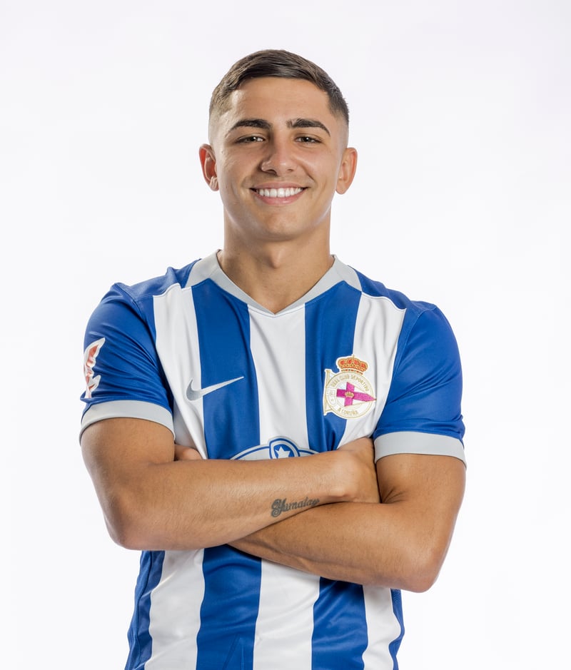 YEREMAY_HERNANDEZ_5.jpg