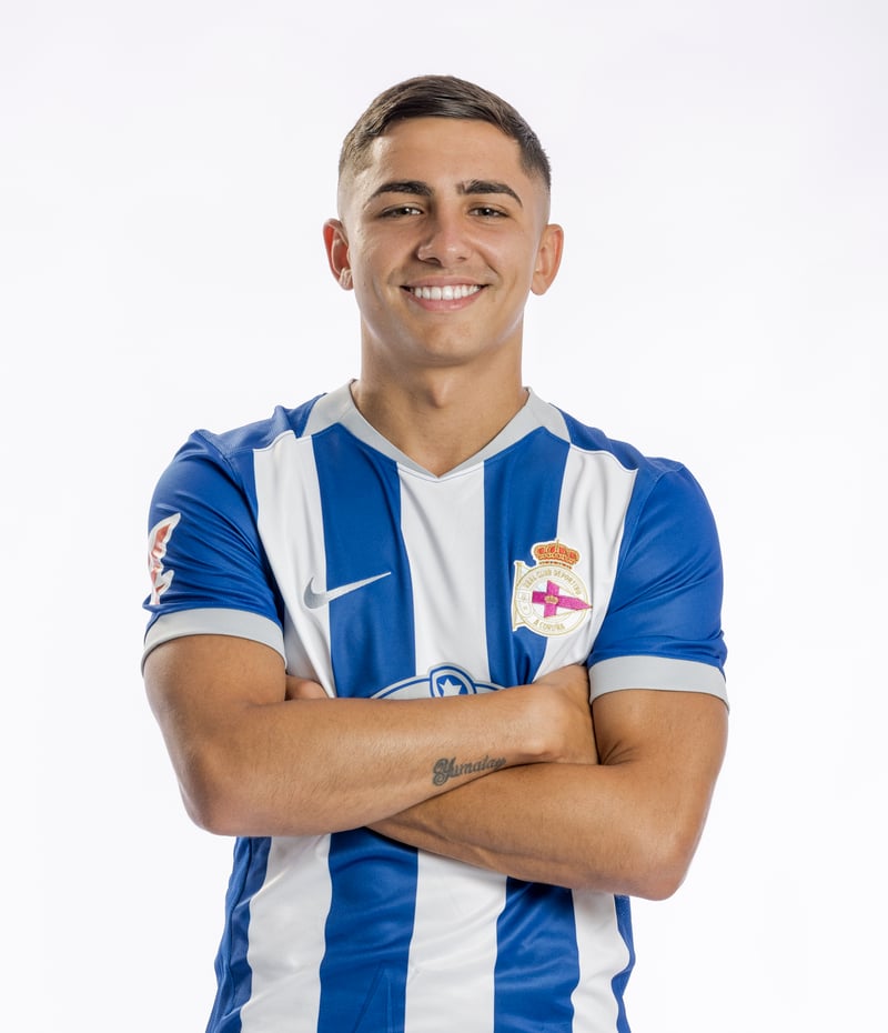 YEREMAY_HERNANDEZ_5.jpg