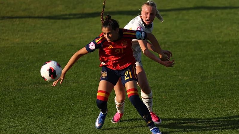 Lucía Rivas y Redru debutan en el Europeo sub-19 en la goleada por 4-0 de España a Islandia