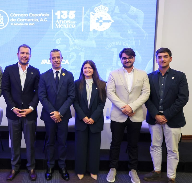 O RC Deportivo dá un primeiro paso en México para impulsar a súa estratexia internacional