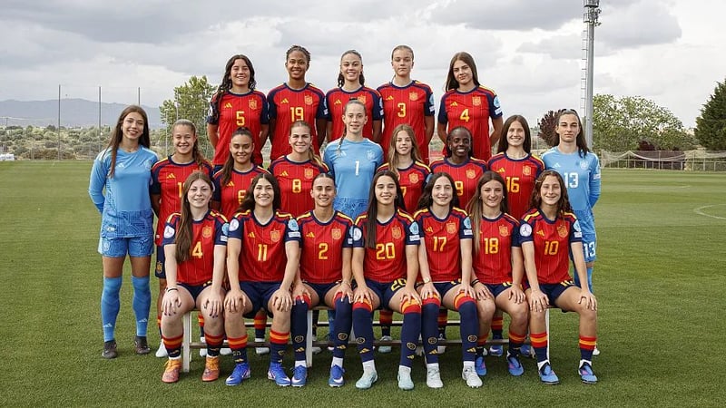 España, con Antía Veiga de titular, golea a Finlandia en la primera jornada del Campeonato de Europa sub-17